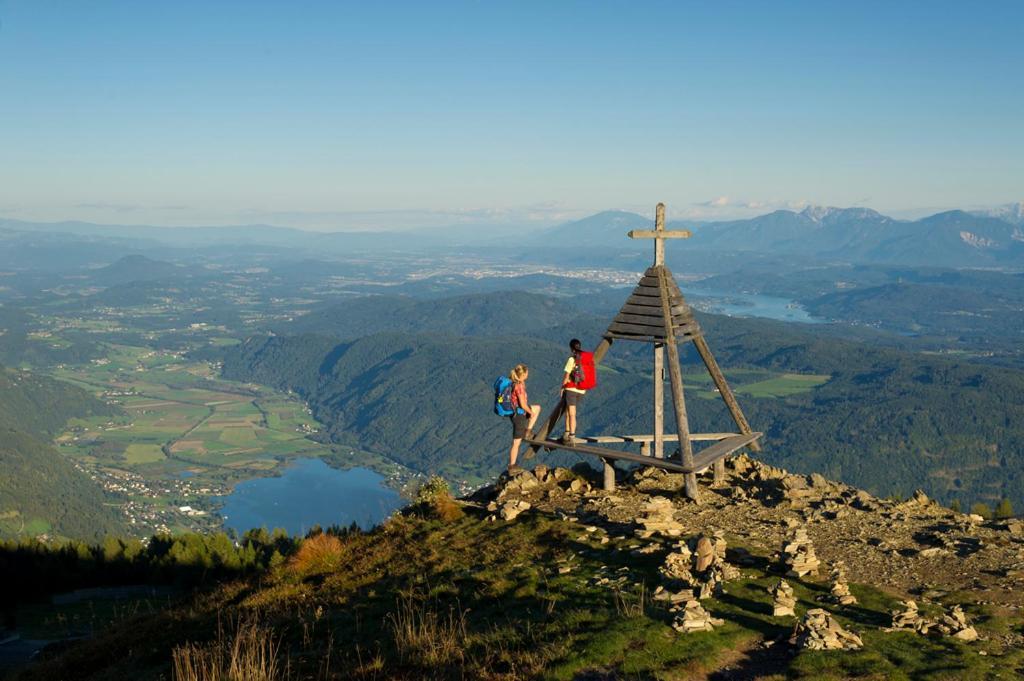 Gerlitzen, Kanzelhoehe, Ueber Den Wolken, Haus Enzian Deutschberg エクステリア 写真